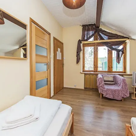 Karat Ii Bed & Breakfast *