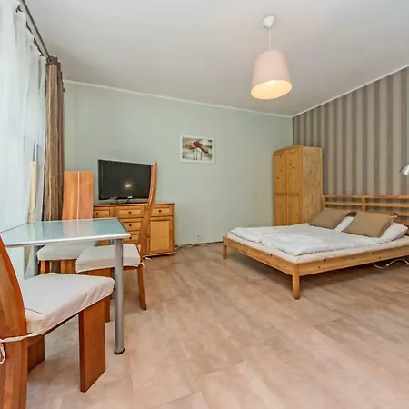 Karat Ii Nocleg ze śniadaniem