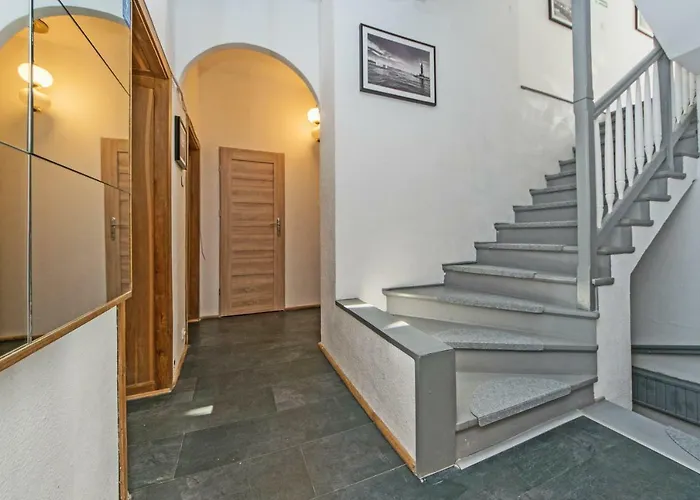 Bed & Breakfast Karat Ii *