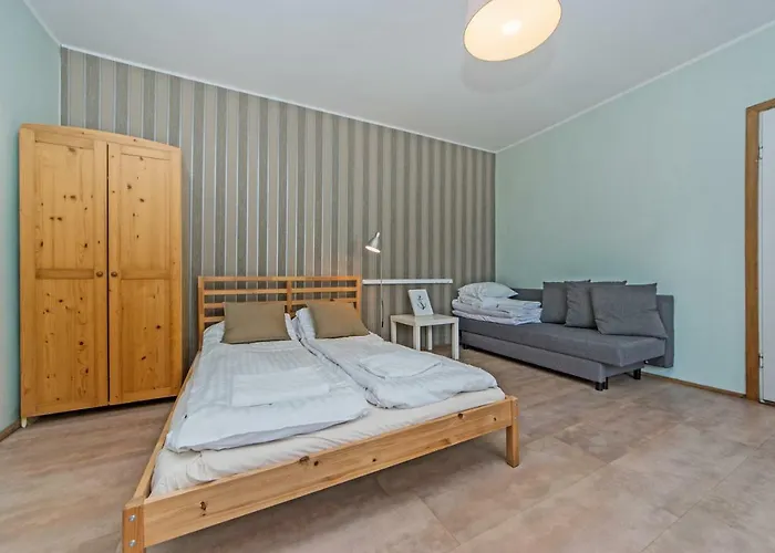 Bed & Breakfast Karat Ii *