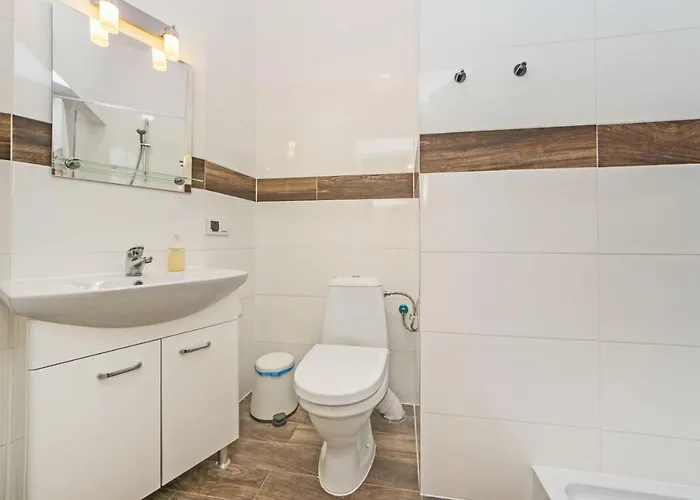 Bed & Breakfast Karat Ii *