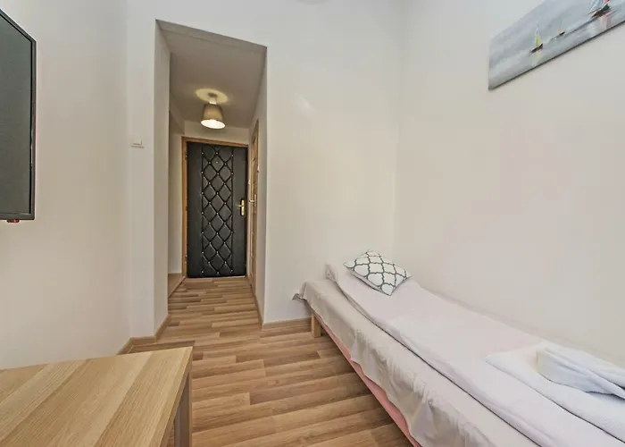 Bed & Breakfast Karat Ii